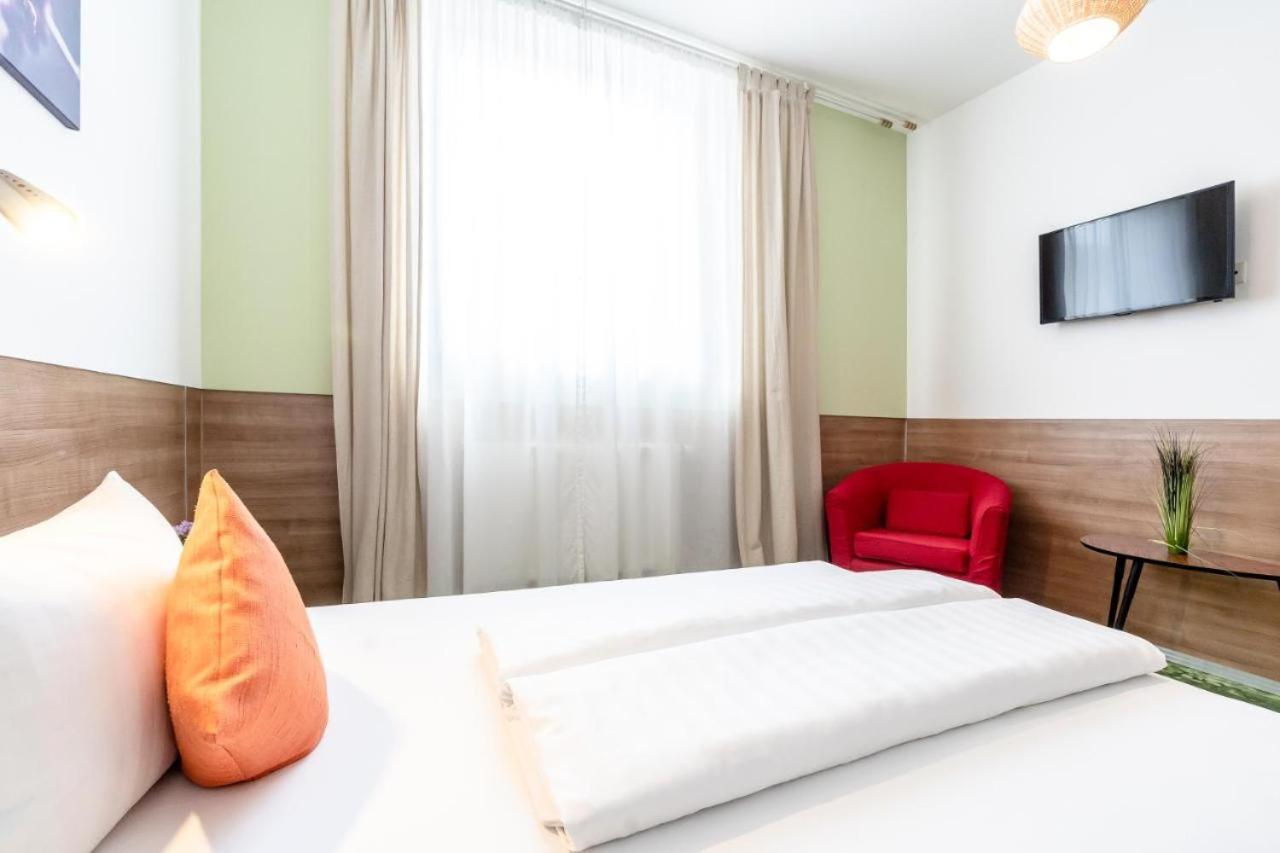 24Seven Apartments - Self Check-In Альтдорф Экстерьер фото
